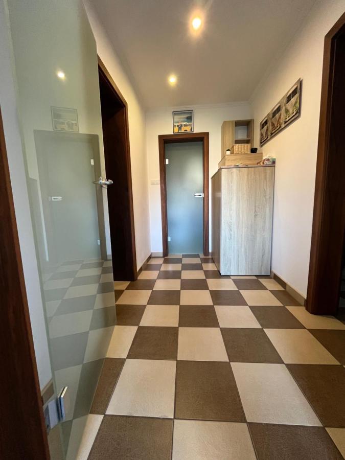 Rabbit Apartman Mosonmagyarovar Luaran gambar