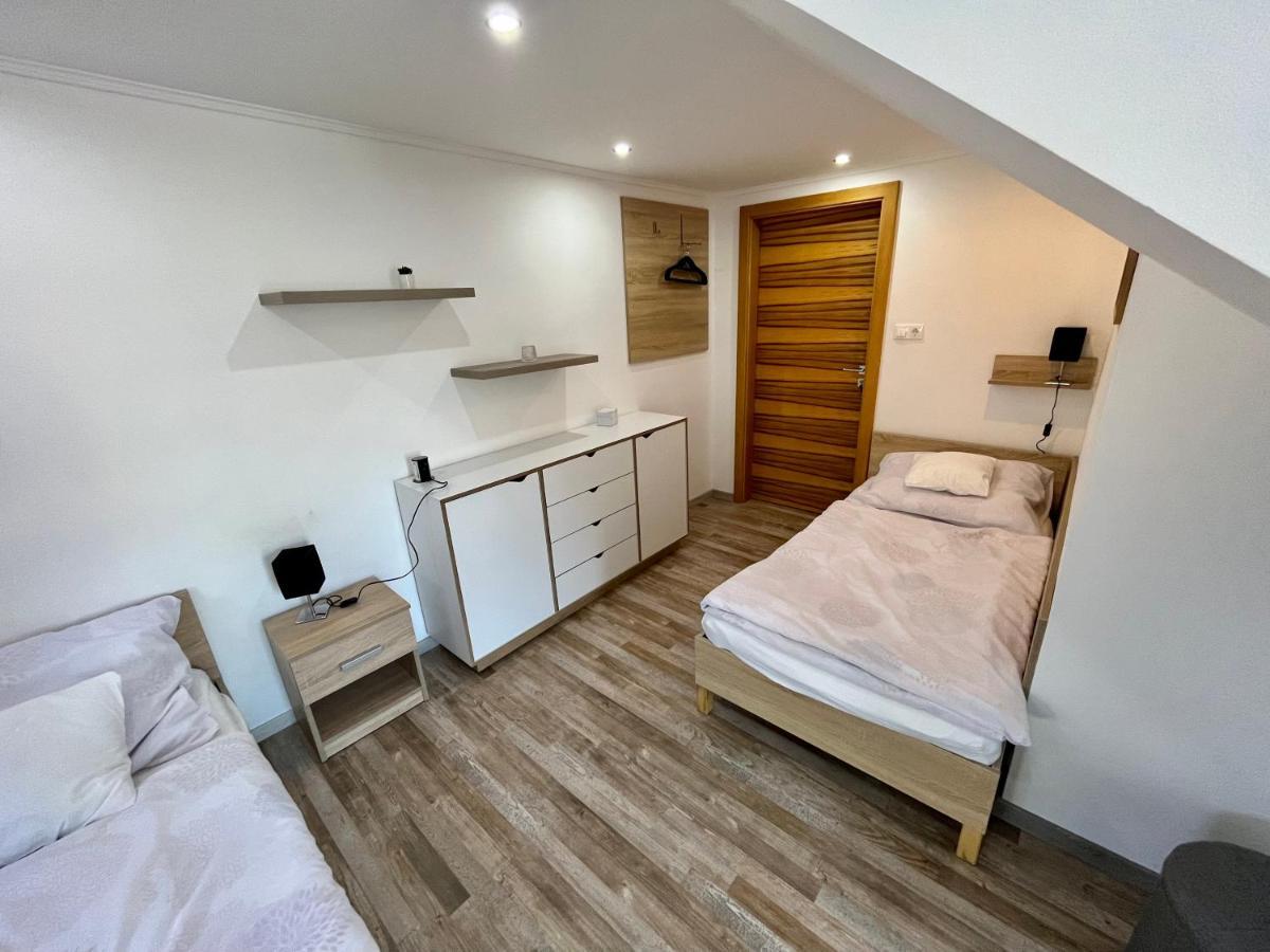 Rabbit Apartman Mosonmagyarovar Luaran gambar
