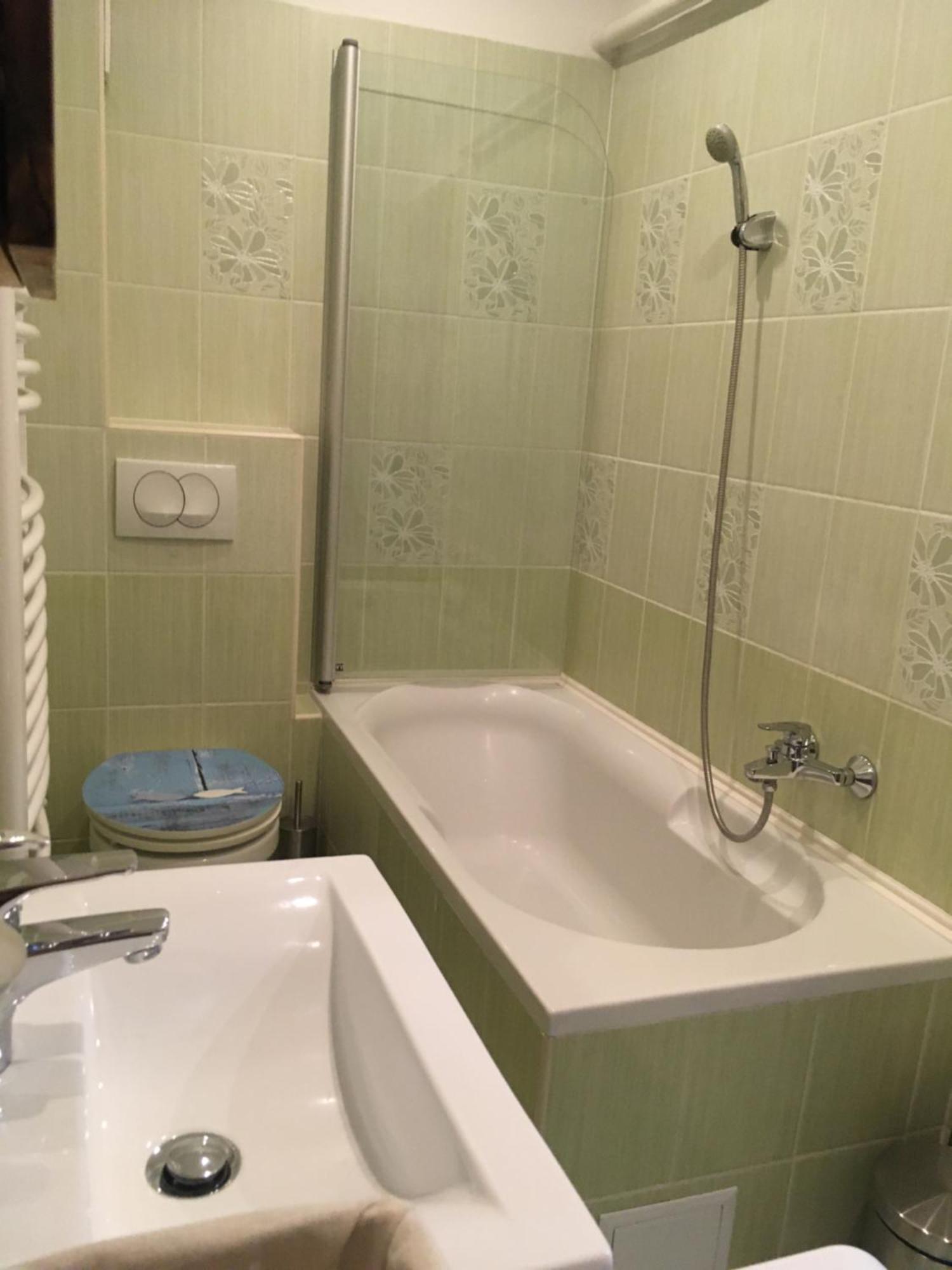 Rabbit Apartman Mosonmagyarovar Luaran gambar